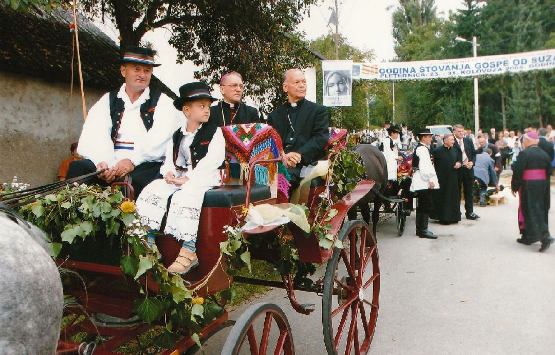 15-2005-pozeski-biskup-i-nadbiskup-Sirasuze